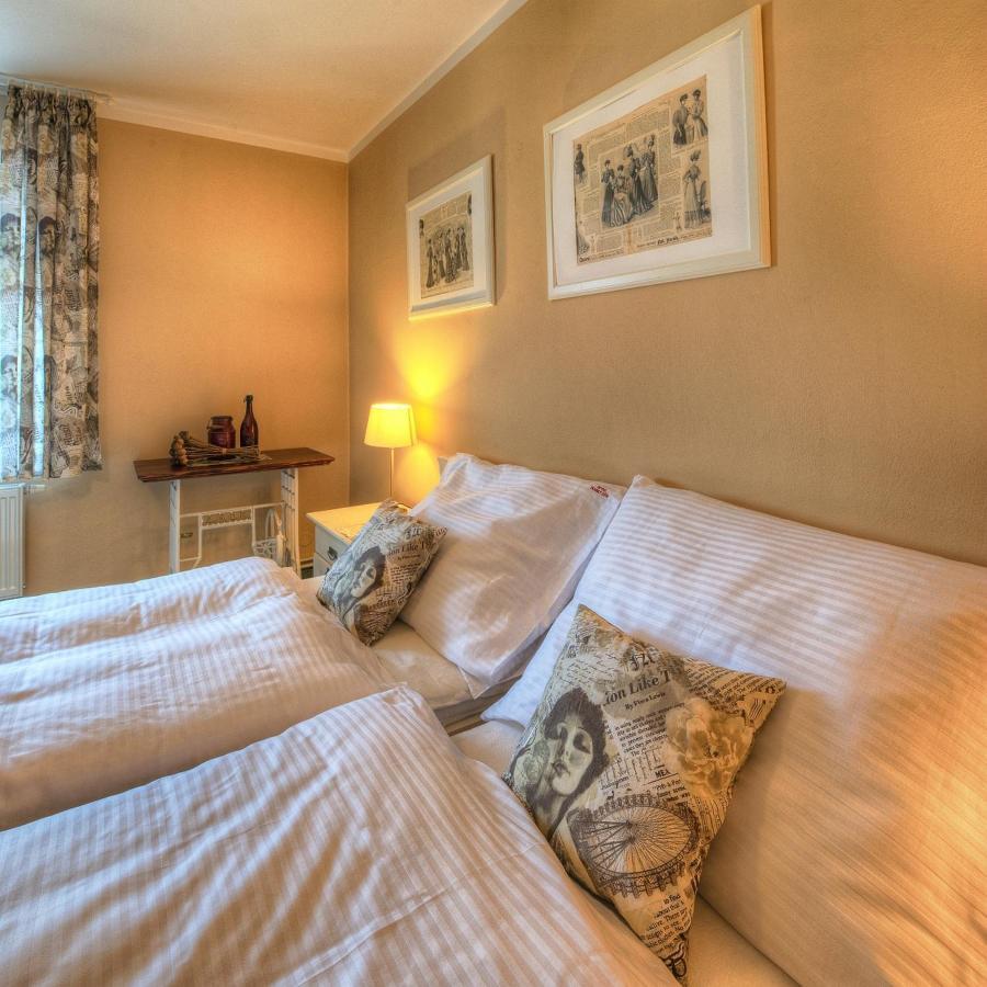 Hotel Pansky Dum Нове Место-на-Мораві Екстер'єр фото